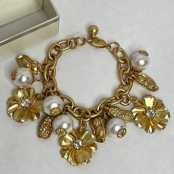 Gold Floral & Pearl Charm Bracelet With Rhinestones By John Wind Maximal Art - Picture 5 of 6